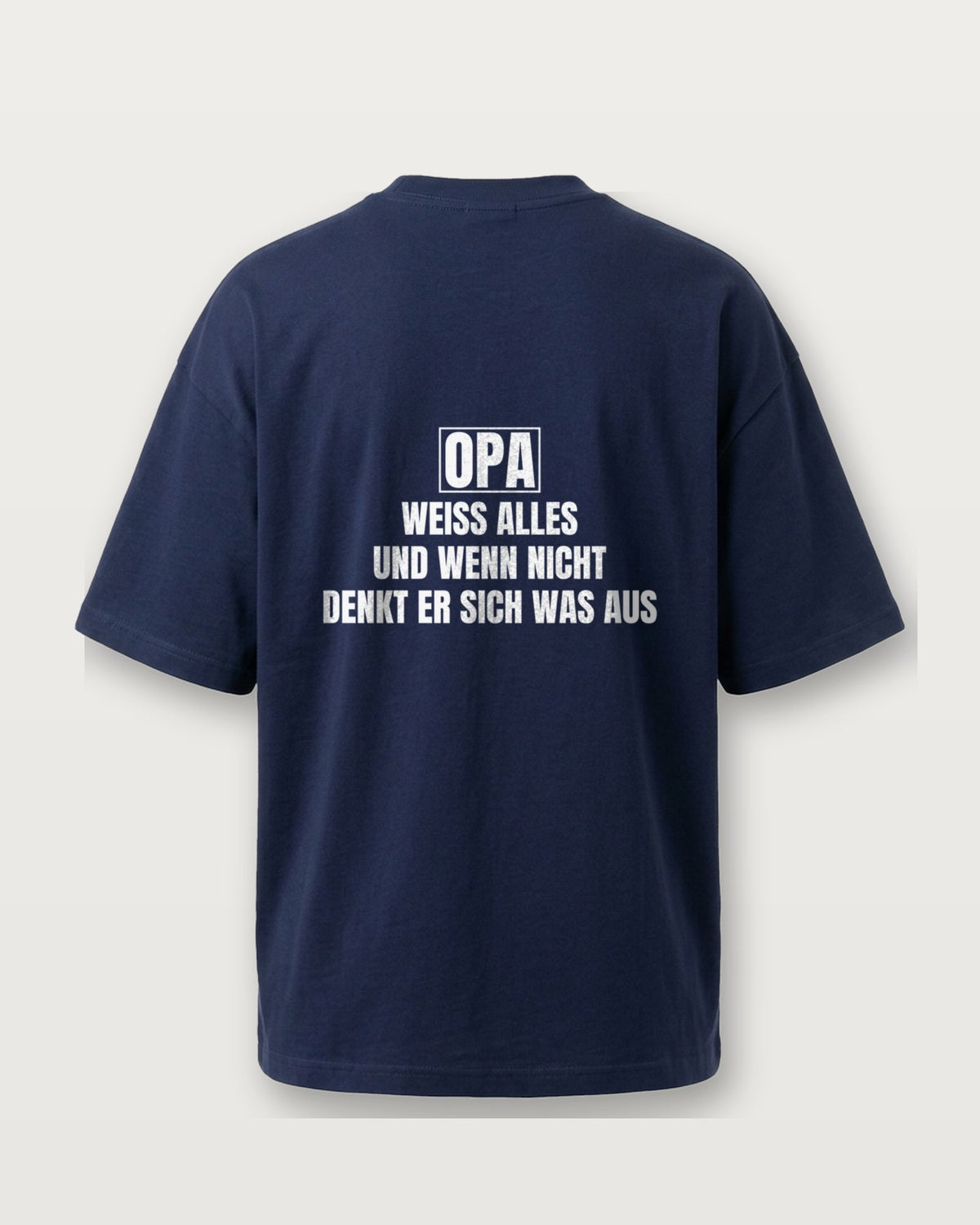 Opa weiß alles, und wenn nicht, denkt er sich was aus - Navy